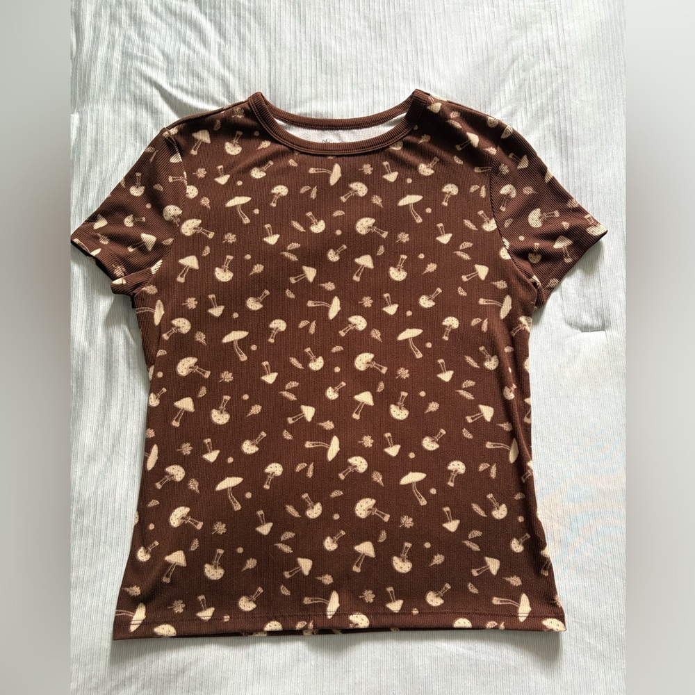No Boundaries Brown Mushroom Pattern Tee